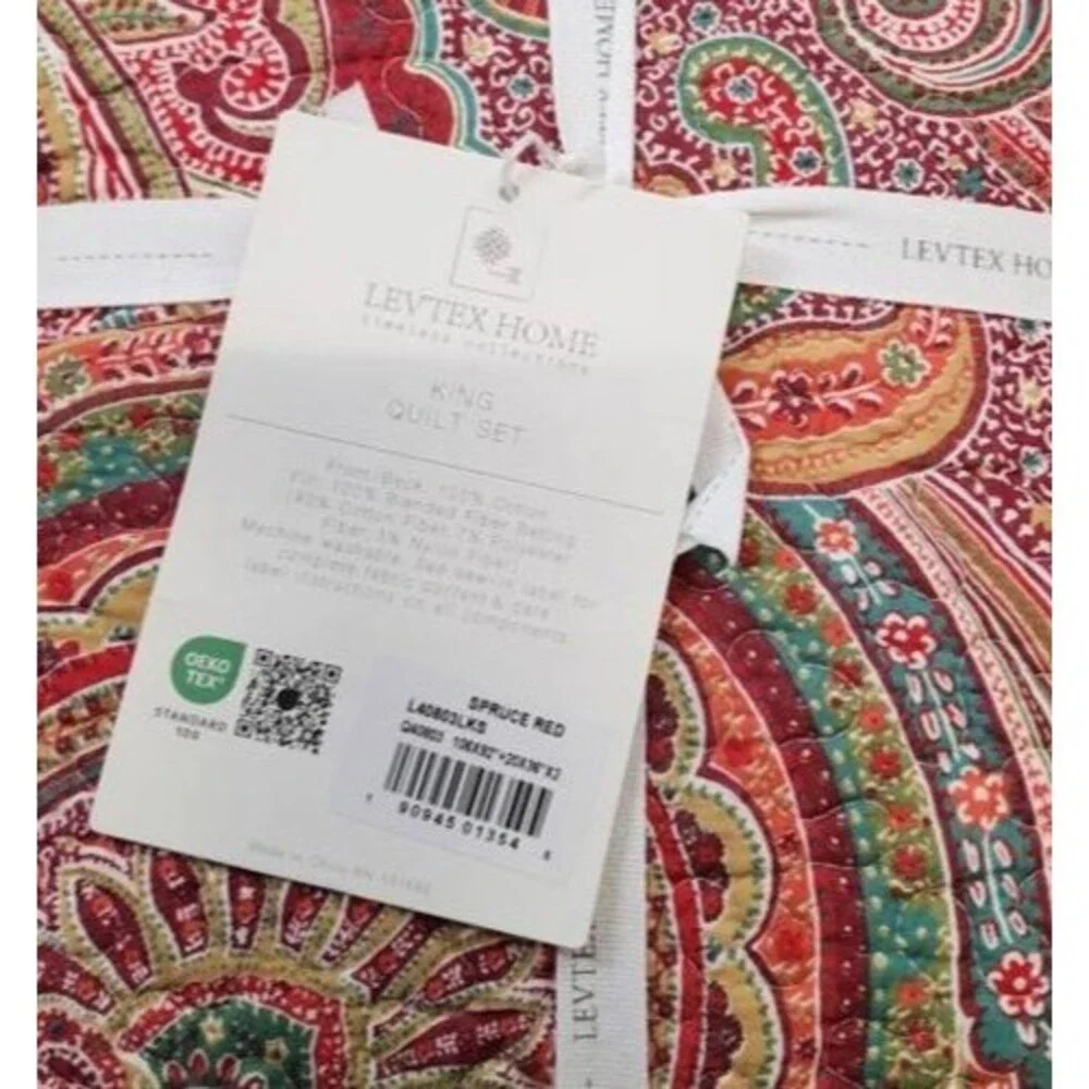 Levtex Home Spruce Paisley Reversible Quilt Set Unisex King Size Red